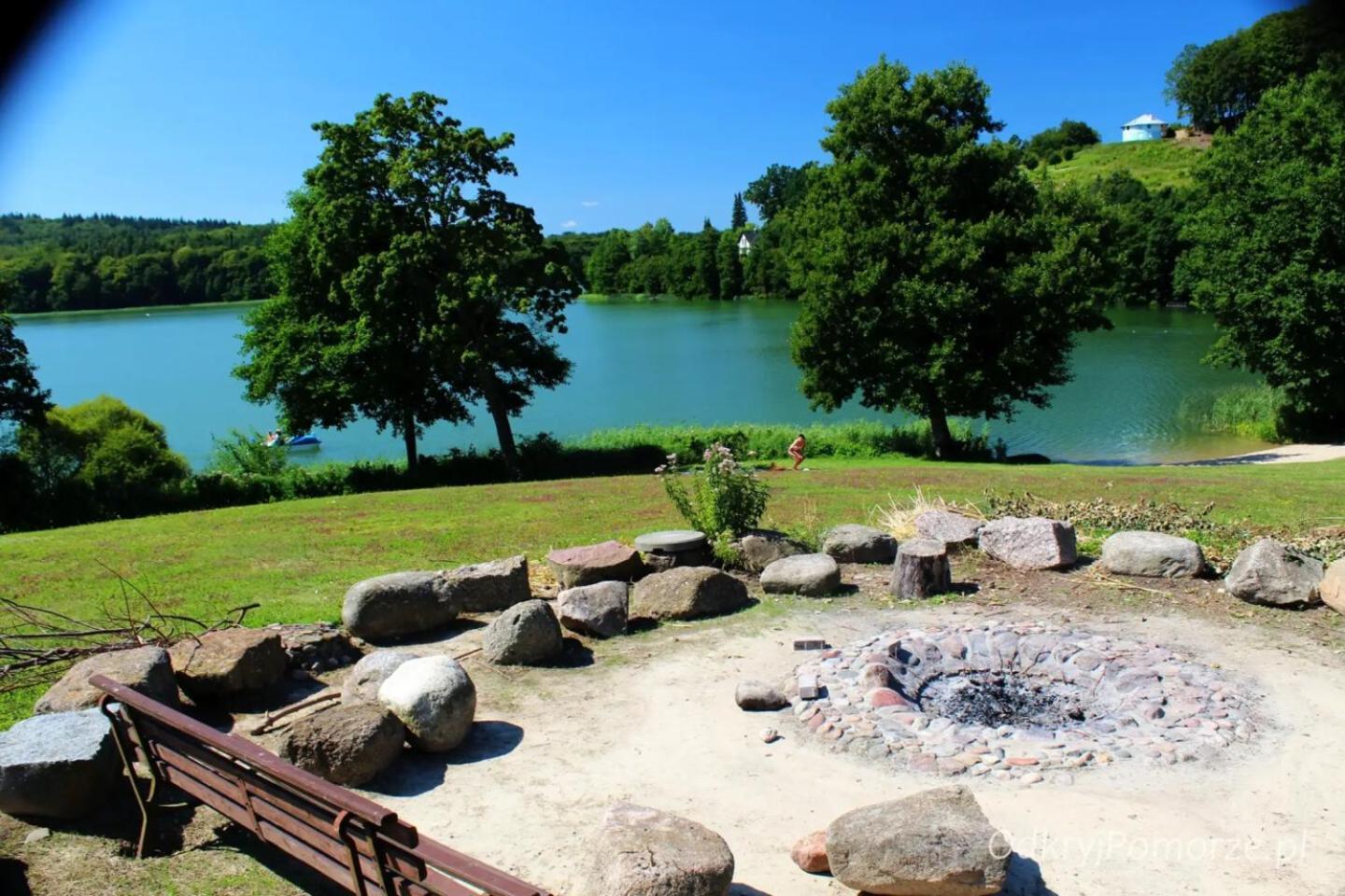 Pensjonat Nad Jeziorem Lakeside Brodnica Dolna Esterno foto